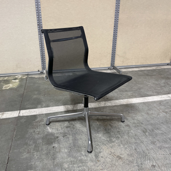 Stol Eames Aluminium Group