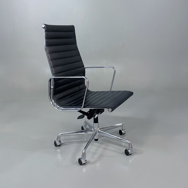 Kontorsstolar Vitra Aluminium Group EA 119 - Charles & Ray Eames