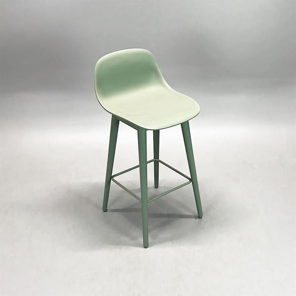 Barstol MUUTO Fiber Tube