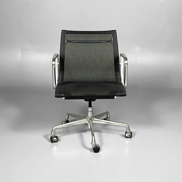 Herman Miller - Eames Aluminium Group EA335