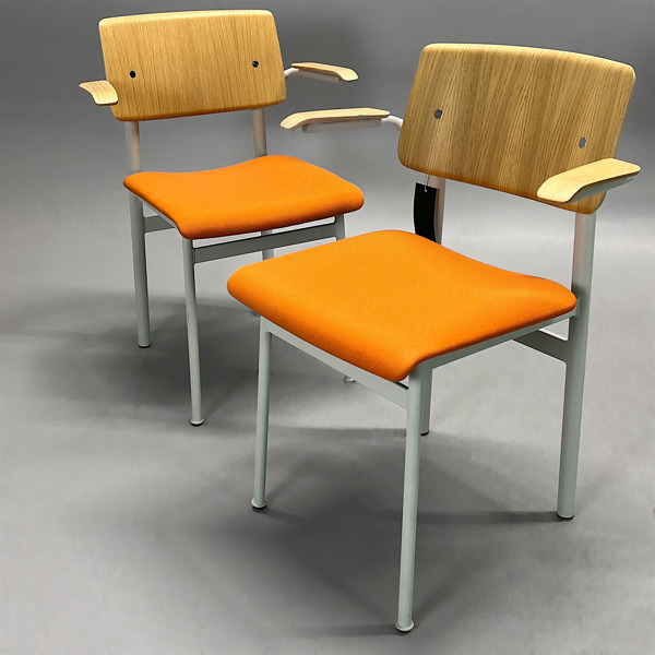 Karmstolar MUUTO Loft chair