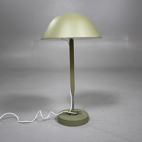 Bordslampa Wästberg Sempé W103