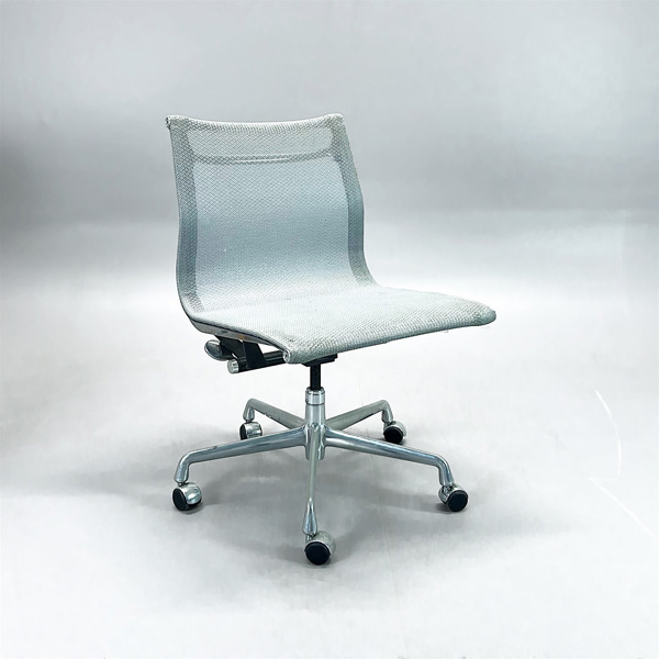 Konferensstol Eames Aluminium Group Herman Miller