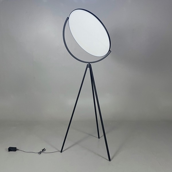 Jasper Morrison - Superloon - FLOS