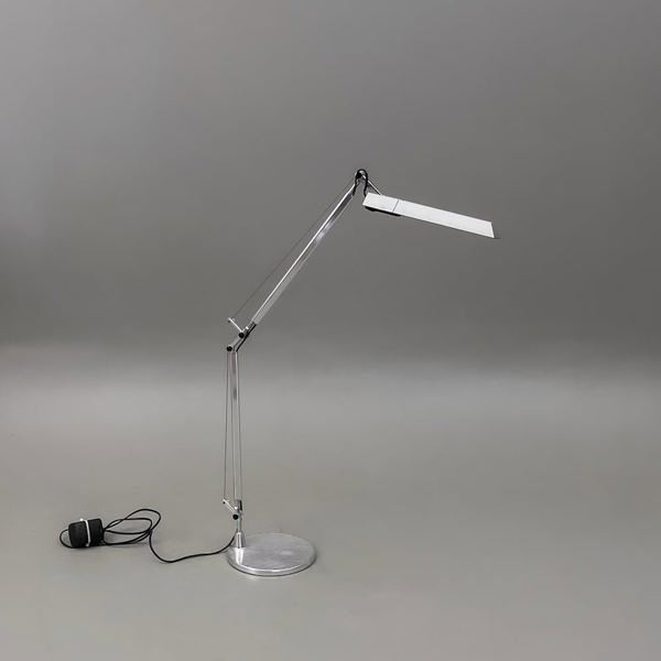 Skrivbordslampa Artemide Tolomeo Video