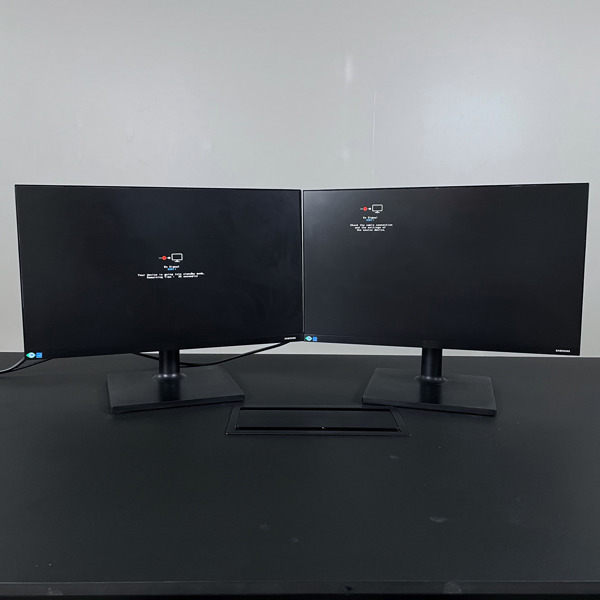 2st Samsung LED-skärm - Full HD - 24-tum - F24T450FQR - T45F Series