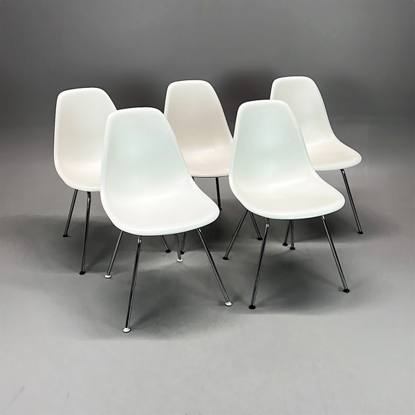 5st Matstolar RE Plastic Side Chair DSX VITRA Charles & Ray Eames