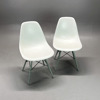 2st matstolar Plastic Side Chair DSW Charles & Ray Eames Vitra