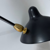 Vägglampa Serge Mouille AP1BC