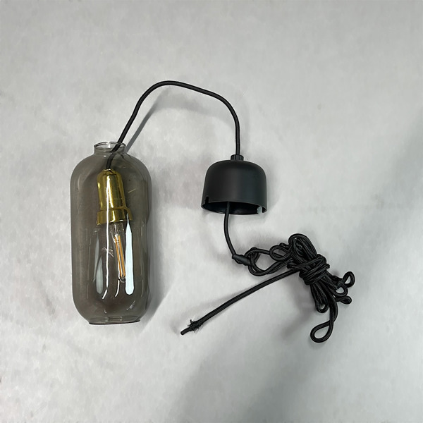 Pendellampa Normann Copenhagen Amp