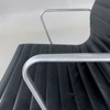Charles & Ray Eames -  Aluminium Chair EA108 - VITRA
