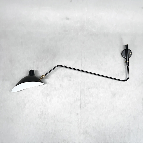 Vägglampa - "One Rotating Curved Arm" - Serge Mouille 