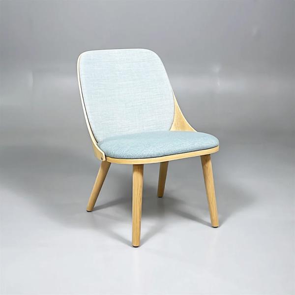 Karl Andersson & Söner Fåtölj Sander Lounge OMKLÄDD