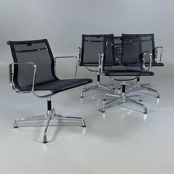 Charles & Ray Eames - 4 st Aluminium Chair EA 108 - VITRA