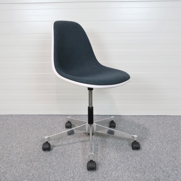 Kontorsstol Vitra Eames Plastic Side Chair PSCC