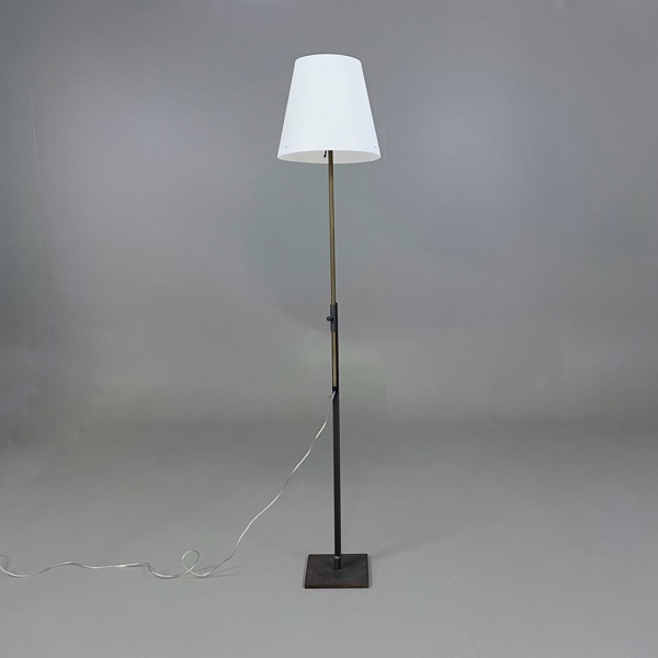 Golvlampa ZLamp Vega