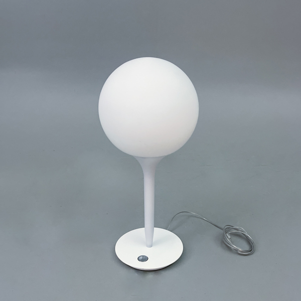 Bordslampa Artemide Castore