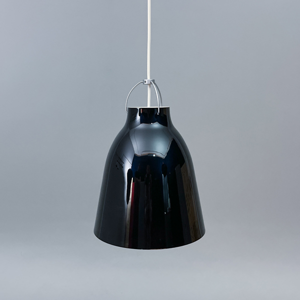 Taklampa Fritz Hansen Caravaggio P2